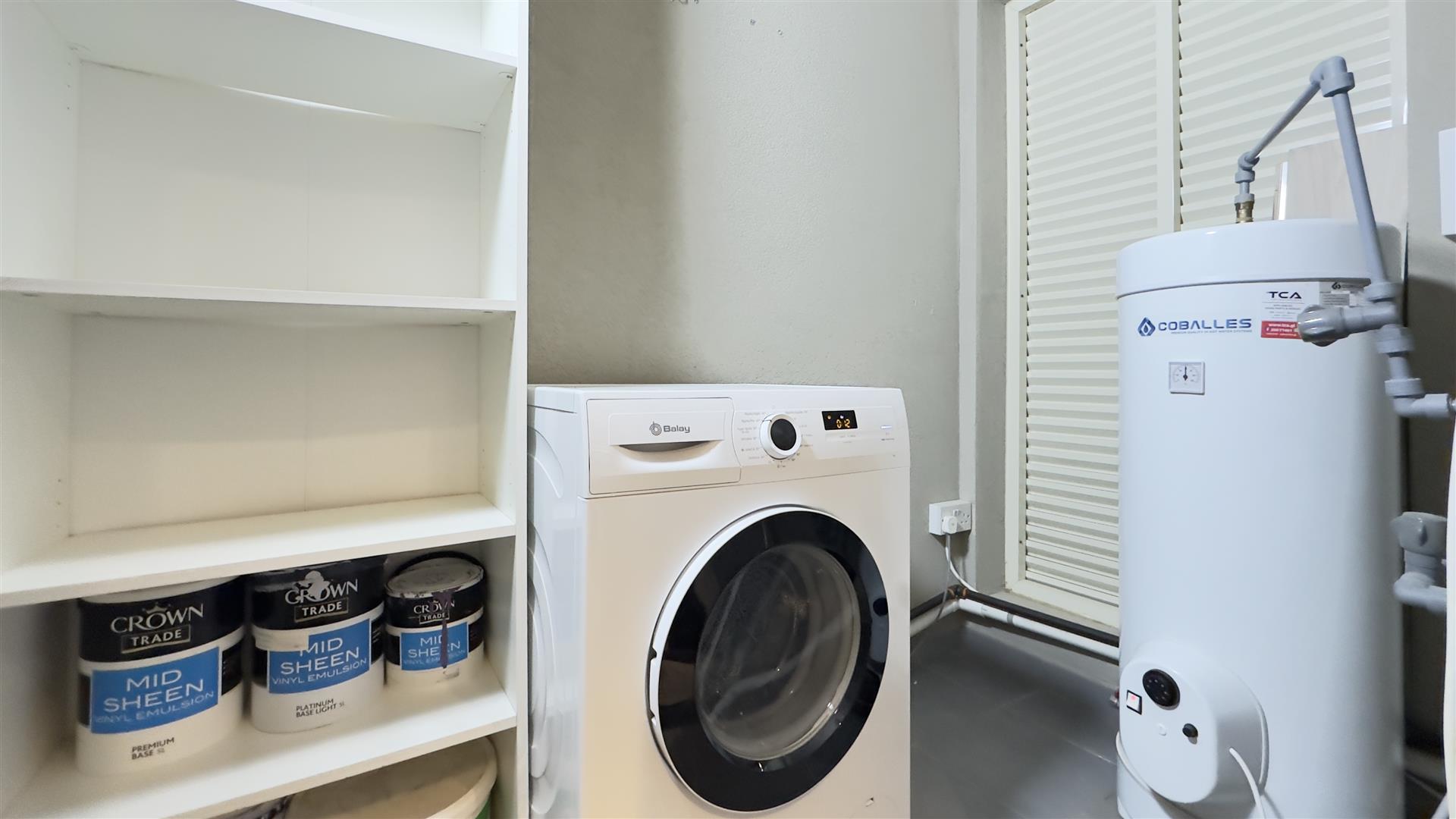 Image of Apartment - 2 Bedrooms - 1 Bathrooms for Sale in Beach View Terraces-Gibraltar, Image 11